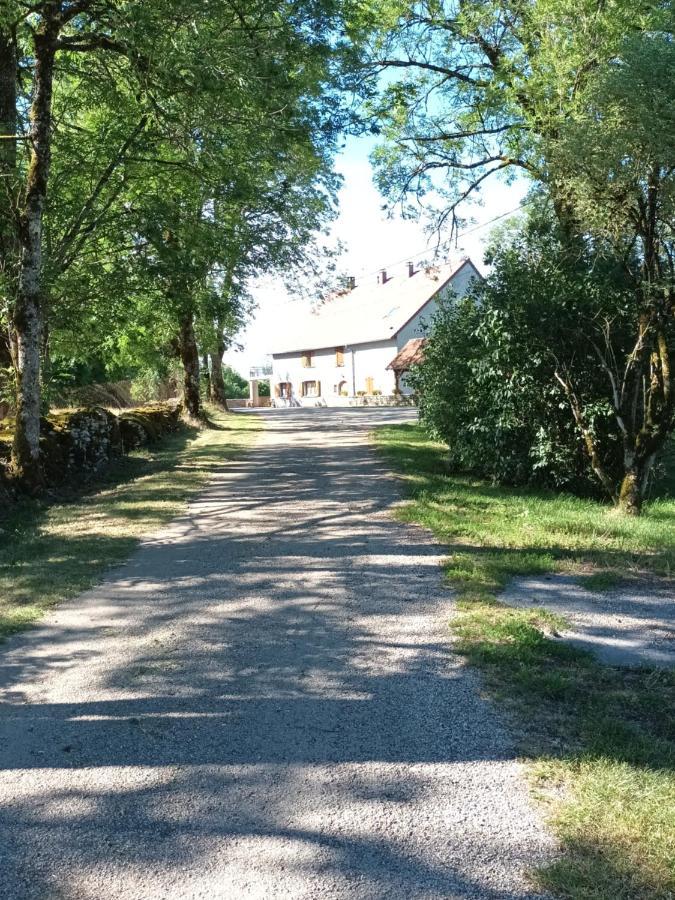 De La Saugiat Сasa de vacaciones Le Fied
